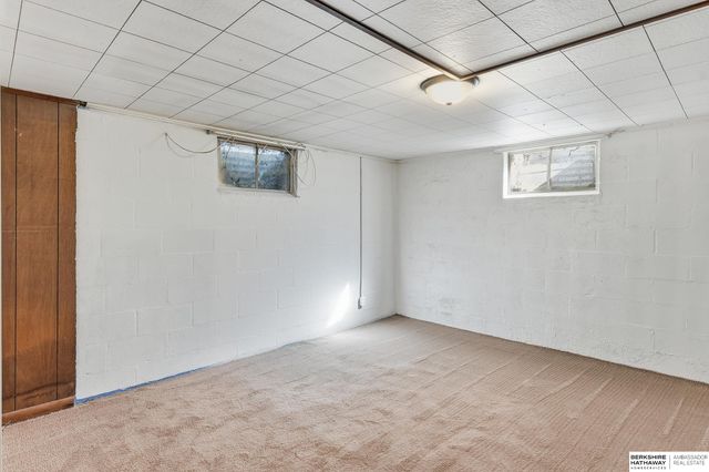 3503 N 55th Street, Omaha, NE 68104