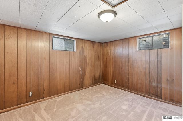 3503 N 55th Street, Omaha, NE 68104