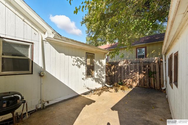 3503 N 55th Street, Omaha, NE 68104