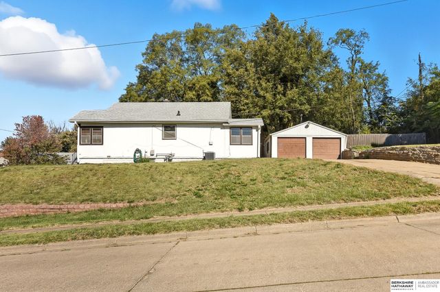 3503 N 55th Street, Omaha, NE 68104