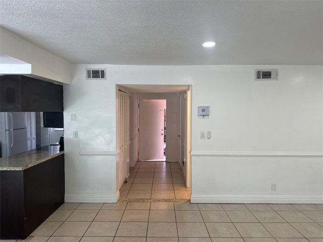 4340 NW 80th Avenue 1, Coral Springs, FL 33065