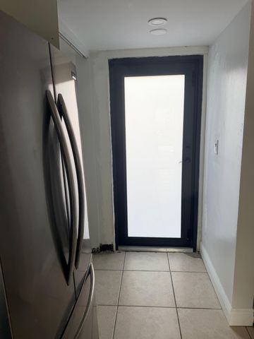 4340 NW 80th Avenue 1, Coral Springs, FL 33065