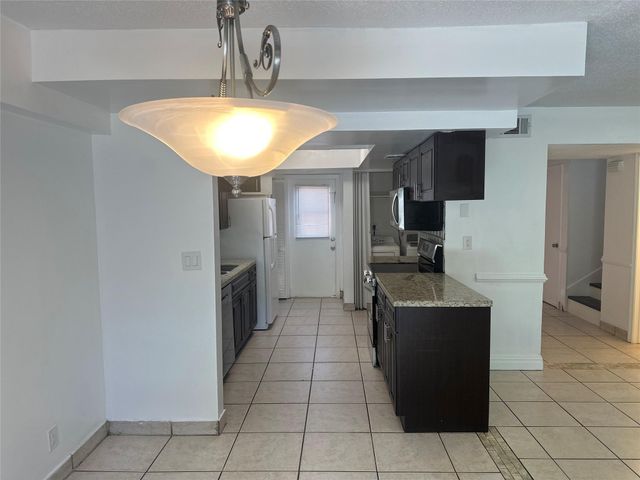 4340 NW 80th Avenue 1, Coral Springs, FL 33065
