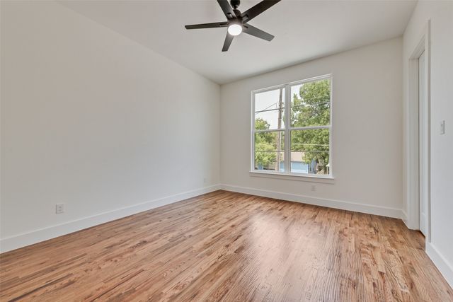 2410 Boyd Street, Dallas, TX 75224