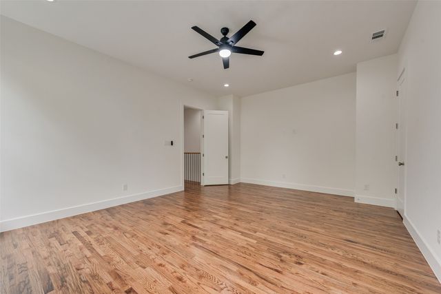 2410 Boyd Street, Dallas, TX 75224
