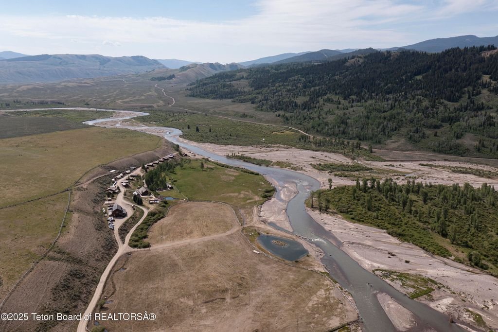 24700 E COTTONWOOD CREEK Road, Kelly, WY 83011 photo 34