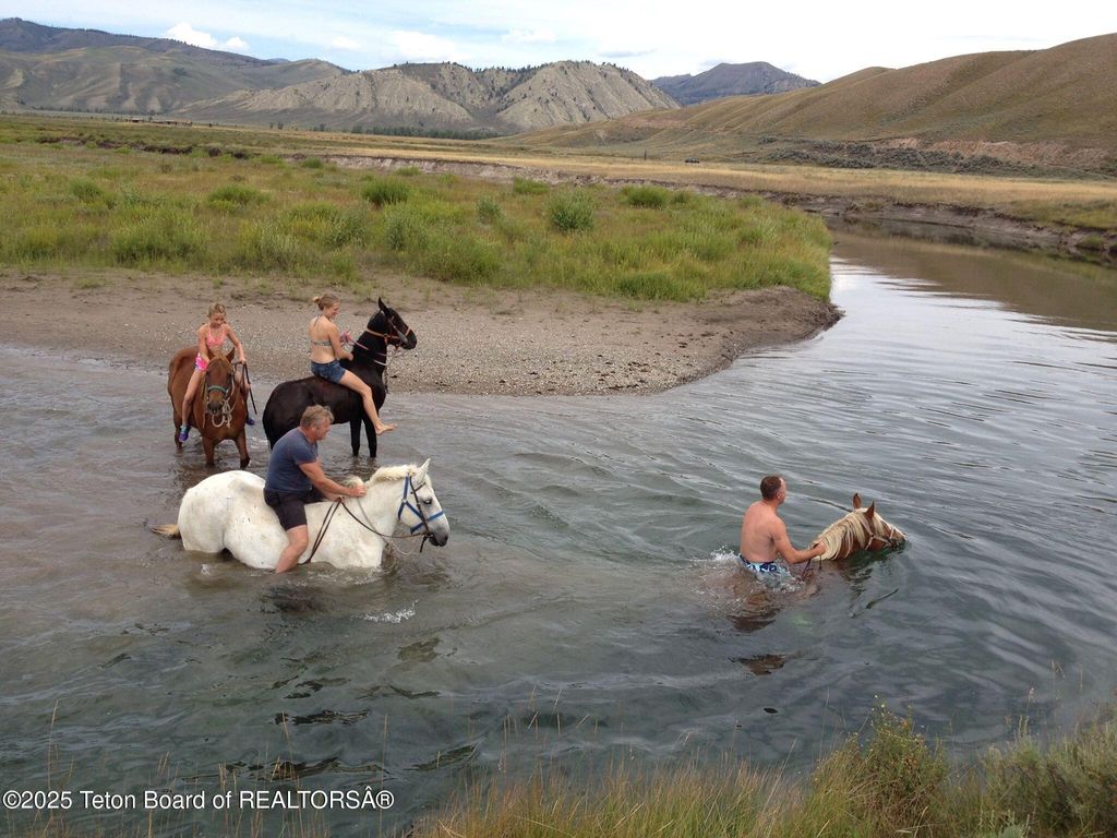 24700 E COTTONWOOD CREEK Road, Kelly, WY 83011 photo 47