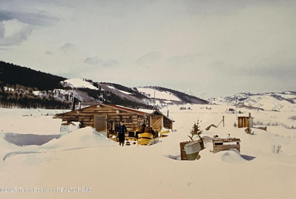 24700 E COTTONWOOD CREEK Road, Kelly, WY 83011 photo 58