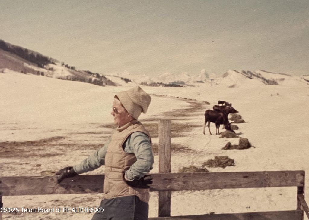 24700 E COTTONWOOD CREEK Road, Kelly, WY 83011 photo 61