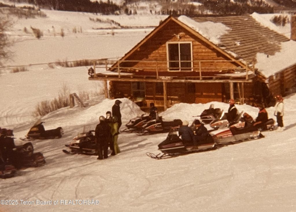 24700 E COTTONWOOD CREEK Road, Kelly, WY 83011 photo 62