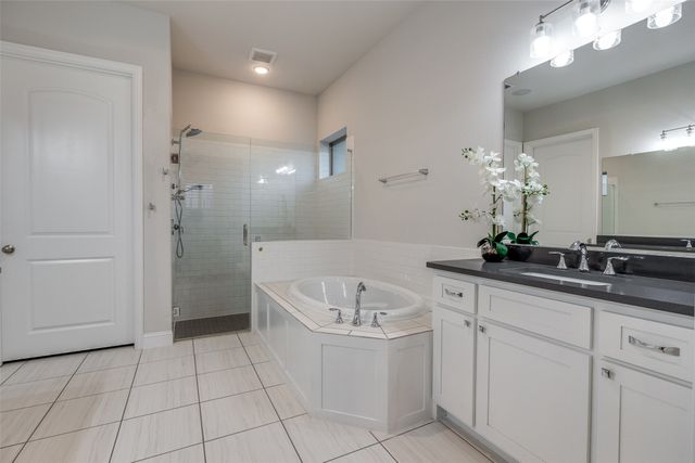 1405 Hackney Drive, Mansfield, TX 76063