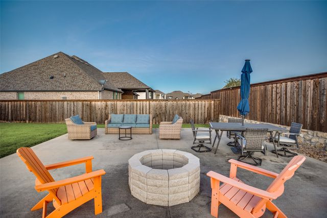 1405 Hackney Drive, Mansfield, TX 76063