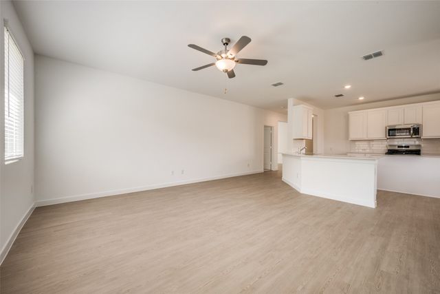 439 Ridge Drive, Justin, TX 76247