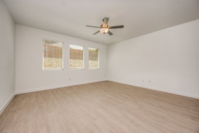 439 Ridge Drive, Justin, TX 76247