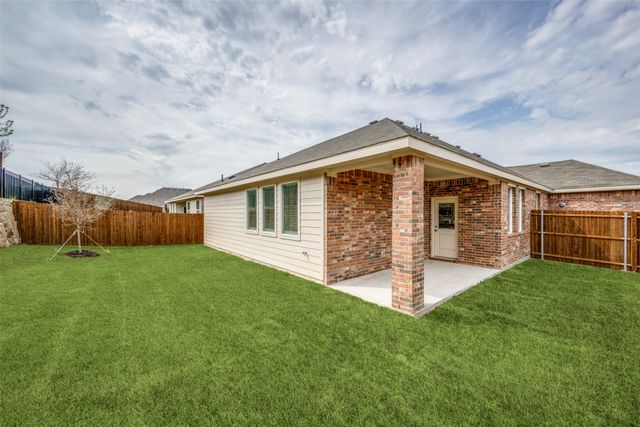 439 Ridge Drive, Justin, TX 76247