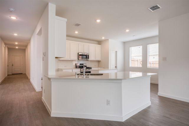 439 Ridge Drive, Justin, TX 76247