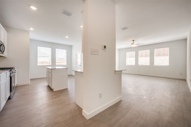 439 Ridge Drive, Justin, TX 76247