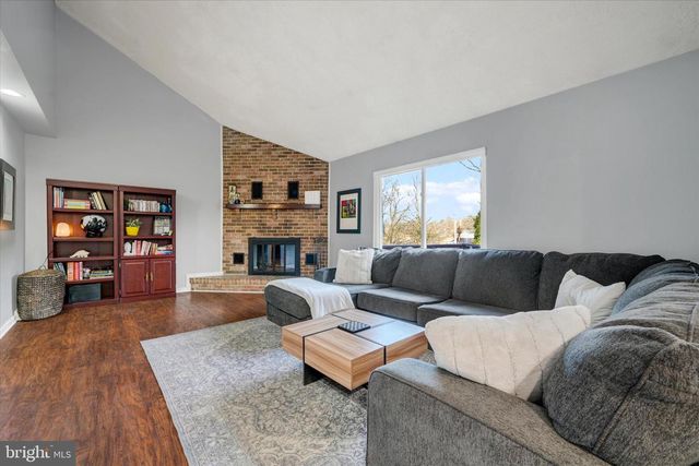 3525 HOPKINS DR, Wilmington, DE 19808