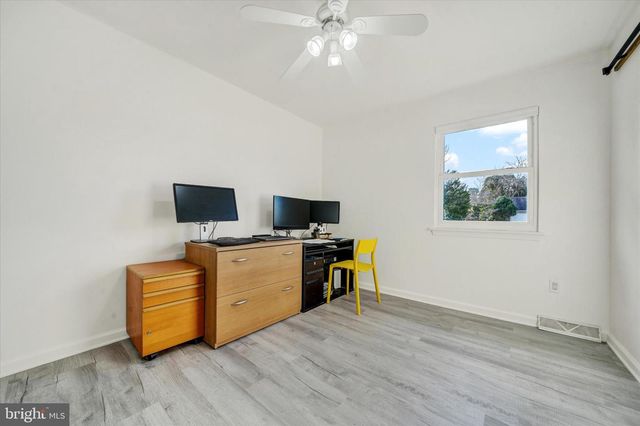 3525 HOPKINS DR, Wilmington, DE 19808