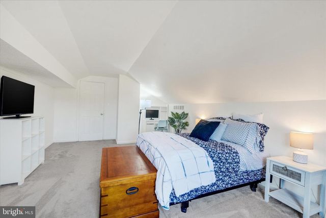 3525 HOPKINS DR, Wilmington, DE 19808