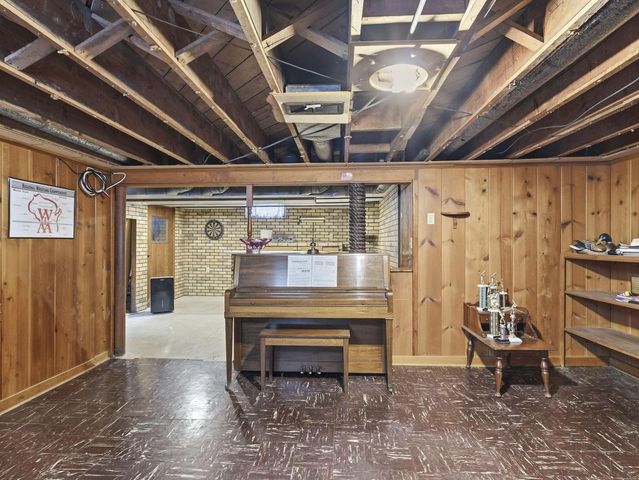 3015 N 80th STREET, Milwaukee, WI 53222