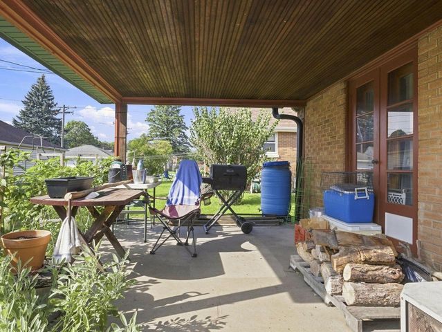 3015 N 80th STREET, Milwaukee, WI 53222