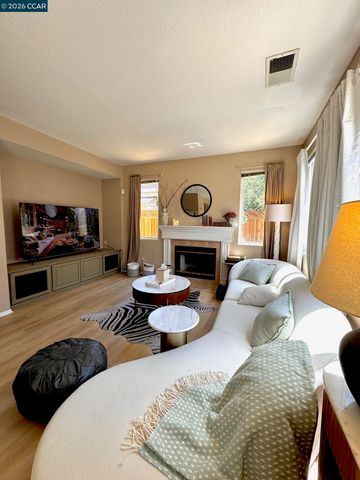 1481 Heatherfield Way, Tracy, CA 95376