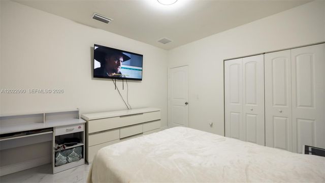 144 NW 16th St, Homestead, FL 33030
