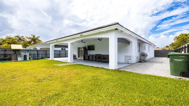 144 NW 16th St, Homestead, FL 33030