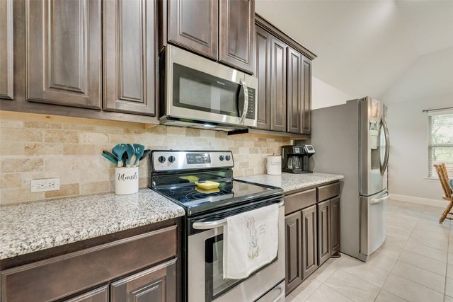 145 Fieldview Drive, Crandall, TX 75114