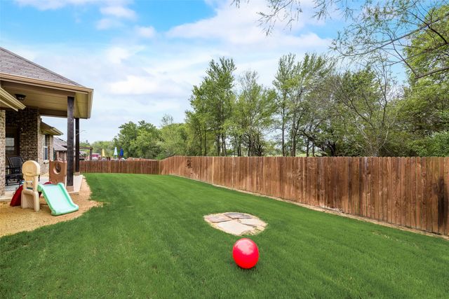 145 Fieldview Drive, Crandall, TX 75114