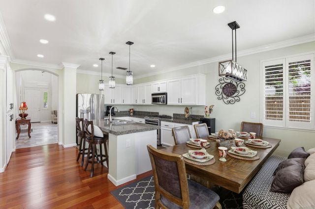 29 Windcatcher Ct, Sacramento, CA 95834