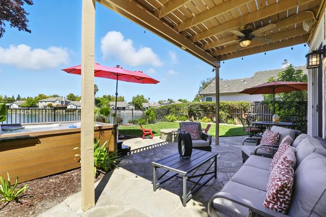 29 Windcatcher Ct, Sacramento, CA 95834