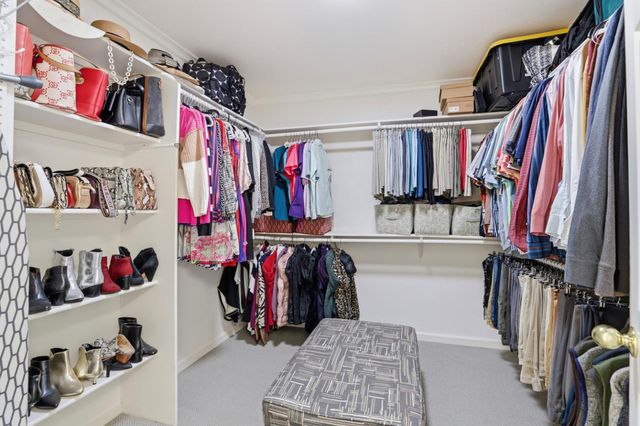 29 Windcatcher Ct, Sacramento, CA 95834