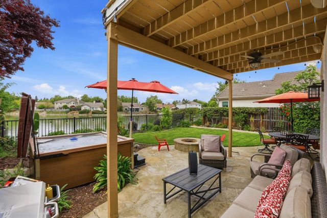 29 Windcatcher Ct, Sacramento, CA 95834