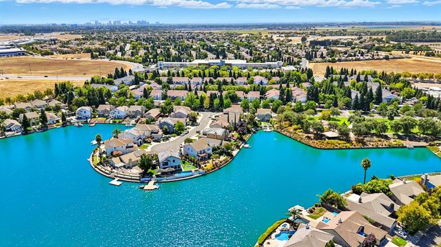 29 Windcatcher Ct, Sacramento, CA 95834