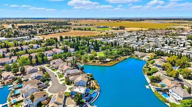 29 Windcatcher Ct, Sacramento, CA 95834