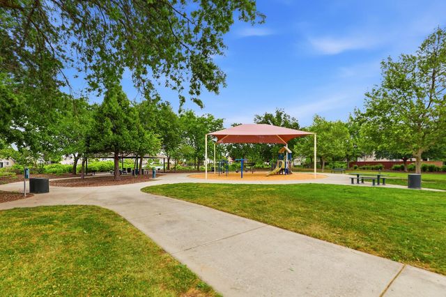 29 Windcatcher Ct, Sacramento, CA 95834