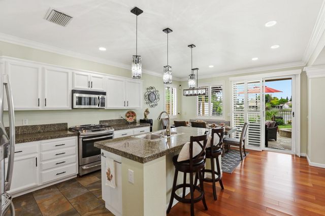 29 Windcatcher Ct, Sacramento, CA 95834