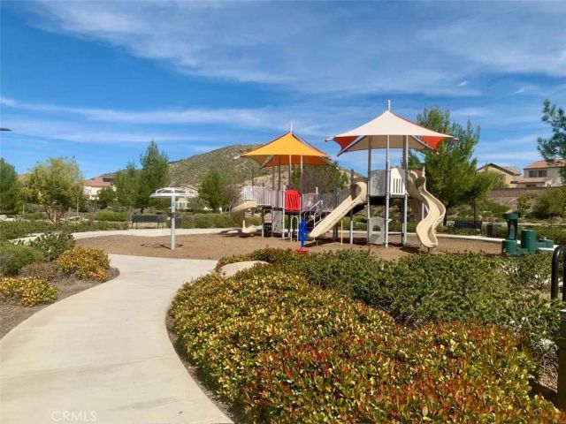 24526 Snapdragon Way, Lake Elsinore, CA 92532