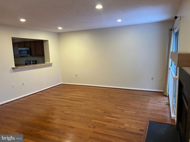 7321 STREAM WAY, Springfield, VA 22152