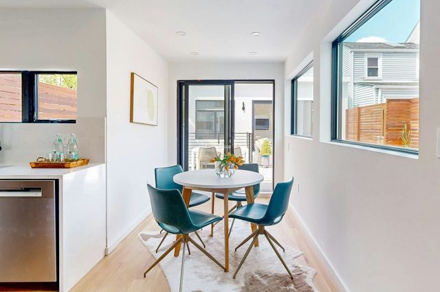 131-135 Charles Street 133, Cambridge, MA 02141