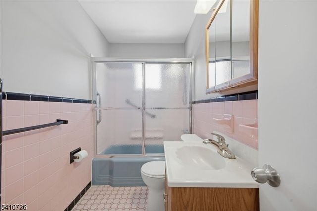 26 Louis Avenue, South Bound Brook Boro, NJ 08880