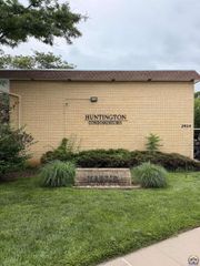 2924 SW Lydia AVE # 220, Topeka, KS 66614