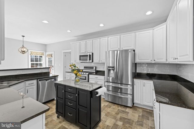 240 POPLAR RD, Fredericksburg, VA 22406