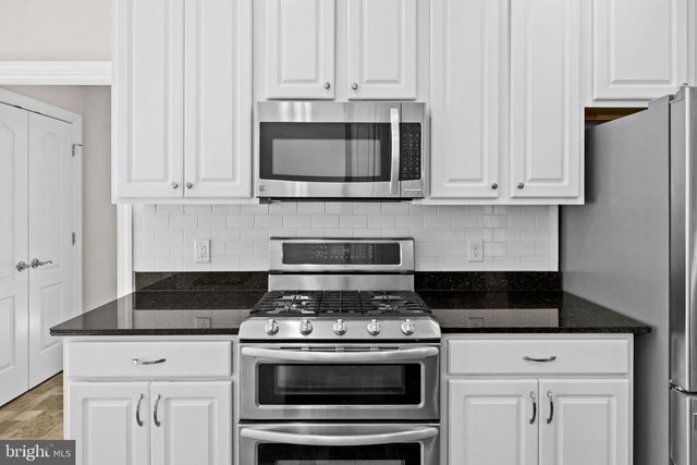 240 POPLAR RD, Fredericksburg, VA 22406