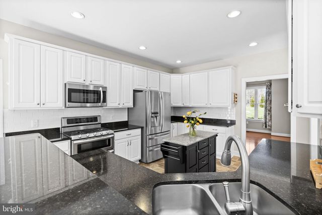 240 POPLAR RD, Fredericksburg, VA 22406