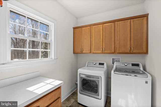 240 POPLAR RD, Fredericksburg, VA 22406