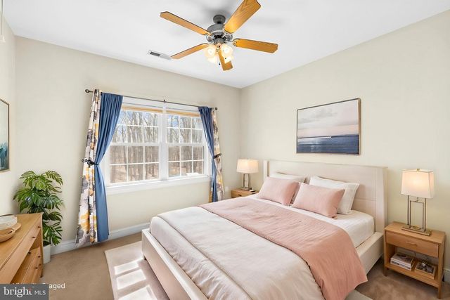 240 POPLAR RD, Fredericksburg, VA 22406