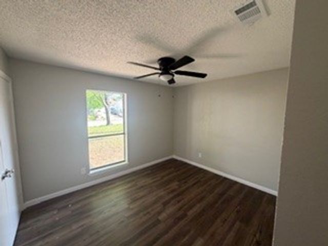 2321 May Lane, Grand Prairie, TX 75050